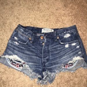 Abercrombie & Fitch Festival Shorts
